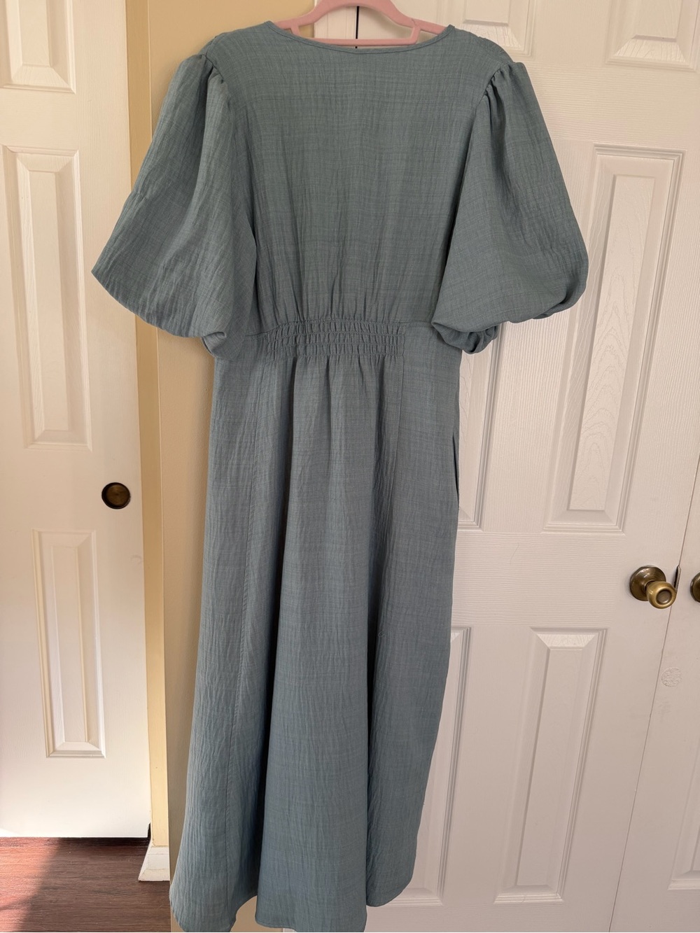 Max Studio Sage Green Button-Front Midi Dress with Puff Sleeves - Picture 9 of 10